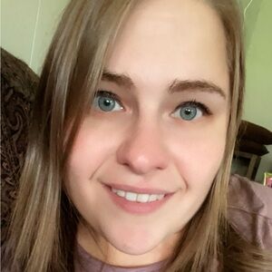 Meet your Posher, Christin